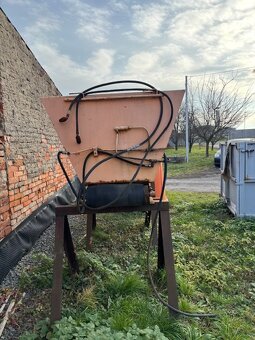 Posypová nástavba na multicar - 7