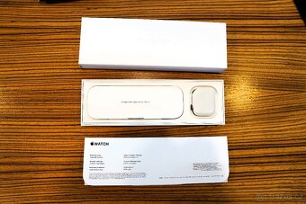 Apple Watch Series 9 45mm Cellular Gold s milánským tahem - 7