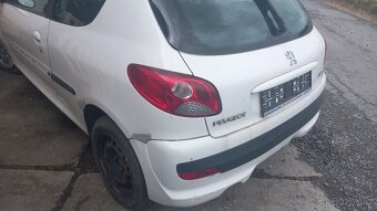 Peugeot 206+ Rok 2011 - 7