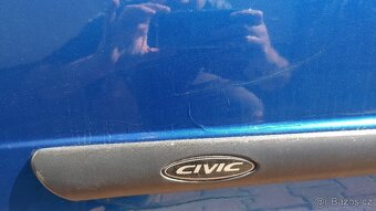 Honda Civic 1.8 i-vtec - 7