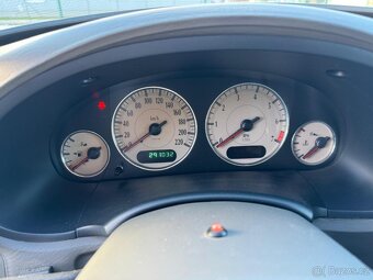 Chrysler Grand Voyager 3.3 AWD LPG 7míst - 7
