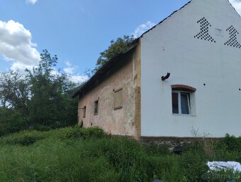 Stodola ze zrušeného zemědělského areálu - 7