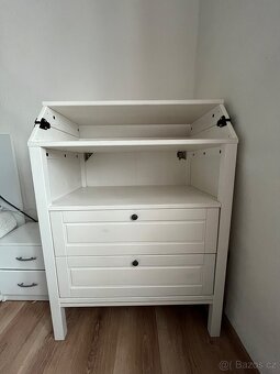 Set IKEA Sundvik: šatní skříň a přebalovací stůl/komoda - 7