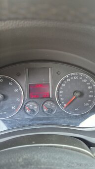VW Golf 5 1.6 FSI 85 KW najeto 123 tisíc - 7