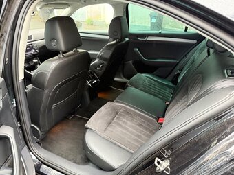 SUPERB 3 2,0TDi 140kw 4x4 DSG STYLE CANTON KŮŽE CARPLAY DPH - 7