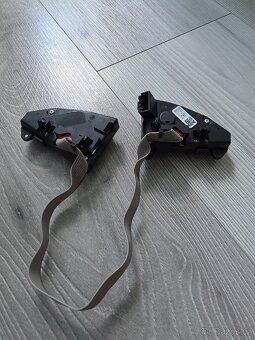 Tlačítka multifunkčního volantu Škoda 5E0919719L - 7