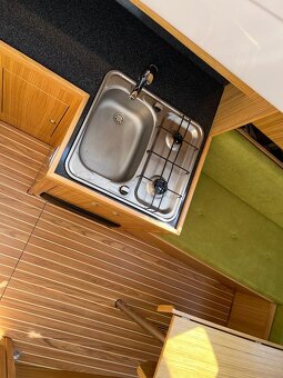 POUŽITÁ loď Laguna700 Cruiser r.v.2023+Mercury F30 - 7