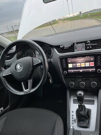 Škoda Octavia 3 face 2.0 tdi DSG - 7