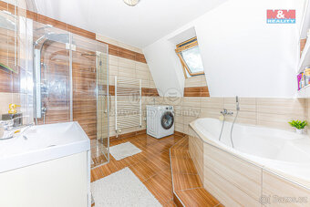 Prodej rodinného domu, 295 m², Praha, ul. Dobrošovská - 7