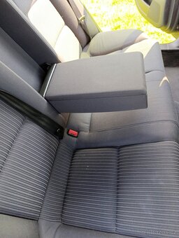 Audi A6 C6 2,4 V6 130Kw, manuál, quattro, 2. majitel - 7