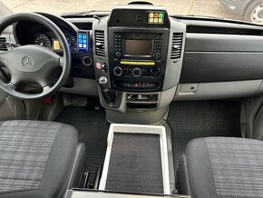 Mercedes-Benz Sprinter 3.0 CDI Sanitní vůz - automat - 7