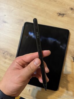 iPad Pro 12,9” 3. Generace - 7