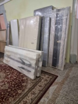 Nové Čalouněné dvoulůžko rám postele s lamelovými rošty 160x - 7