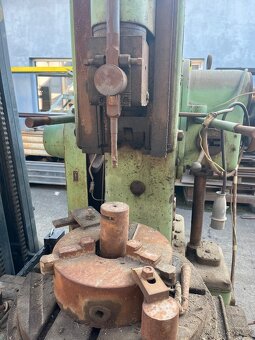 Svislá obrážečka Stanko 7A420 - 7