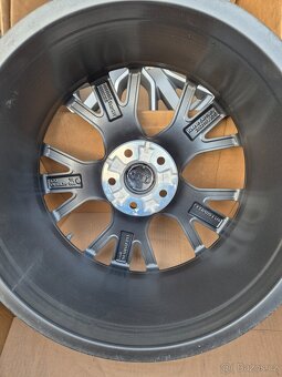 5x112 r19 Audi A4,S4 B9-Audi Sport - 7