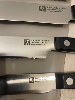 Zwilling Gourmet sada nožů s ostřícím blokem - 7