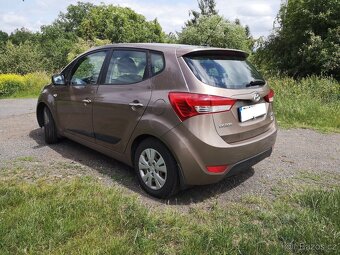 HYUNDAI ix20 NOVÉ V ČR 2.MAJITEL 1.4i BENZÍN 2013 - 7