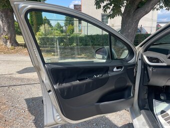 Peugeot 207 1,4 HDi 5P Trendy Výhřev, Serviska - 7