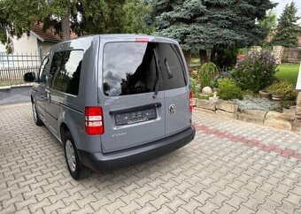 Volkswagen Caddy 1,6 TDi klima 2 x šoupačky nafta - 7