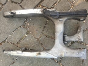 Náhradní díly Honda VTR 1000F - 7