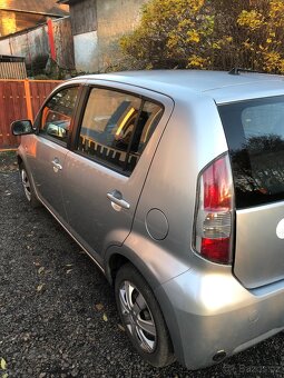 Daihatsu sirion lpg rv. 2008 - 7