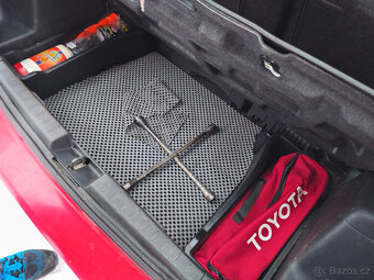 yaris 1.0  r.v 2007 - 7