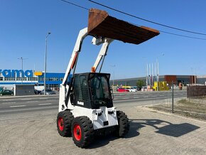 Smykový nakladač Bobcat 863, 2 lžíce uzavřená kabina, UNC - 7