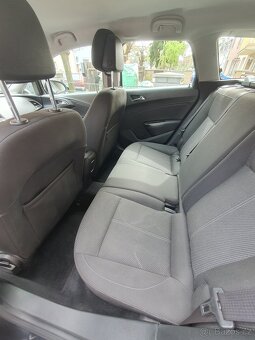 Opel astra J 1,4 COMBI - 7