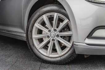 VOLKSWAGEN Passat-2.OTDi-110kW-DSG-Highline-VirC-ZÁRUKA-R17 - 7
