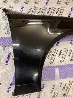 blatník přední pravý AUDI A4 8K0 - 7