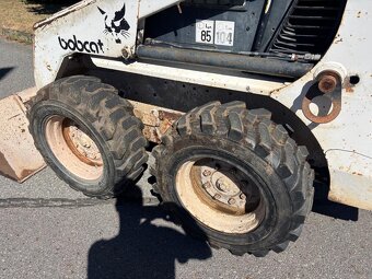 Kolový smykový nakladač Bobcat M753, hmotnost 2.28 t - 7