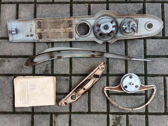 ND na automobil Škoda 1201 sedan aj.? přístrojovka lišta - 7