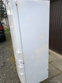 Prodám lednici Liebher - 7