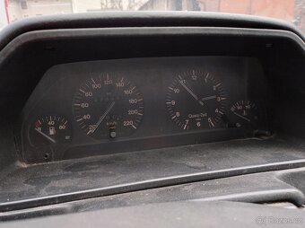 Audi 100 C3 1.8 - 7