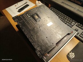 Asus ROG MAXIMUS IX APEX + i3 6100 - 7