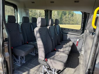 Ford Transit Bus 2,2TDCi 114kW FWD klima/9míst/3500kg/DP - 7