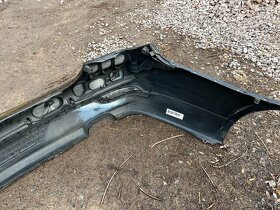 Prodám zadní nárazník se senzory na BMW E60 - 7