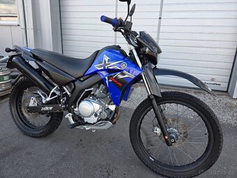 YAMAHA XT 125 R 2012 - 7