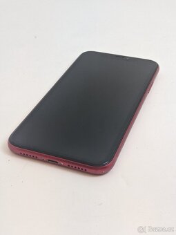iPhone XR 64gb red. Dobry stav. Baterie 84%. Záruka 6 měsíců - 7