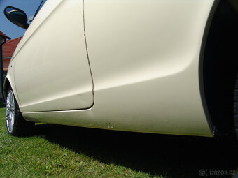 Lancia Ypsilon 1.2i velice pěkný malý vůz - 7