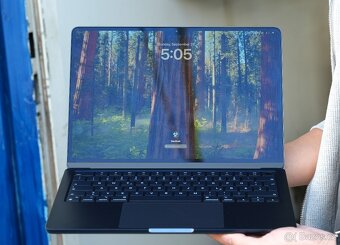 MacBook Air 13 M3 16GB/256 Jako Nový - 7