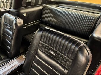 Ford Mustang Fastback z roku 1966 V8 Cruise-O-Matic - 7