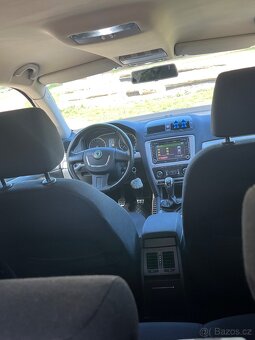 Škoda Octavia 2 facelift 1,6 TDi 77Kw - 7