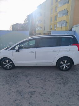 Peugeot 5008 - 7