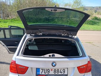 BMW E91 320d xDrive 135kW—poslední rok výroby 2012, manuál, - 7