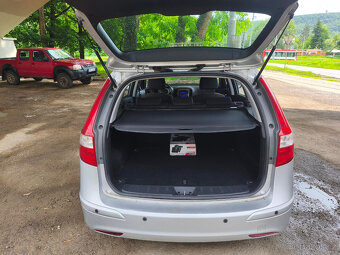 Hyundai i30 combi, 1.6 CRDi 85kw, 147 628 km - 7