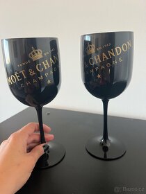Moet černe sklenicky - 7