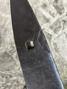 Kovadlina kovárske klešte ,náradi, ,sekera,nebozez - 7