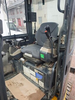 Pásový minibagr Komatsu PC27MR-2 - 7