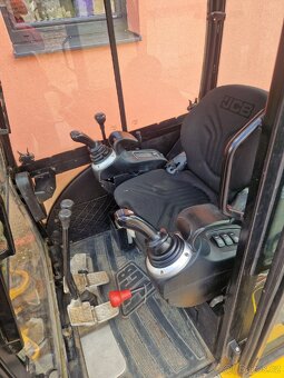 PRODÁM MINIBAGR JCB 8026 CTS R.V 2023 - 7
